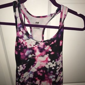 H&M gently used workout tank
